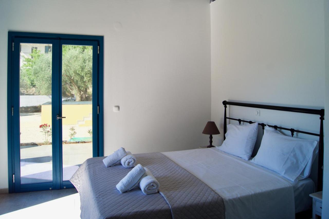 Throisma Studios With Private Pool & Parking Асос Екстериор снимка